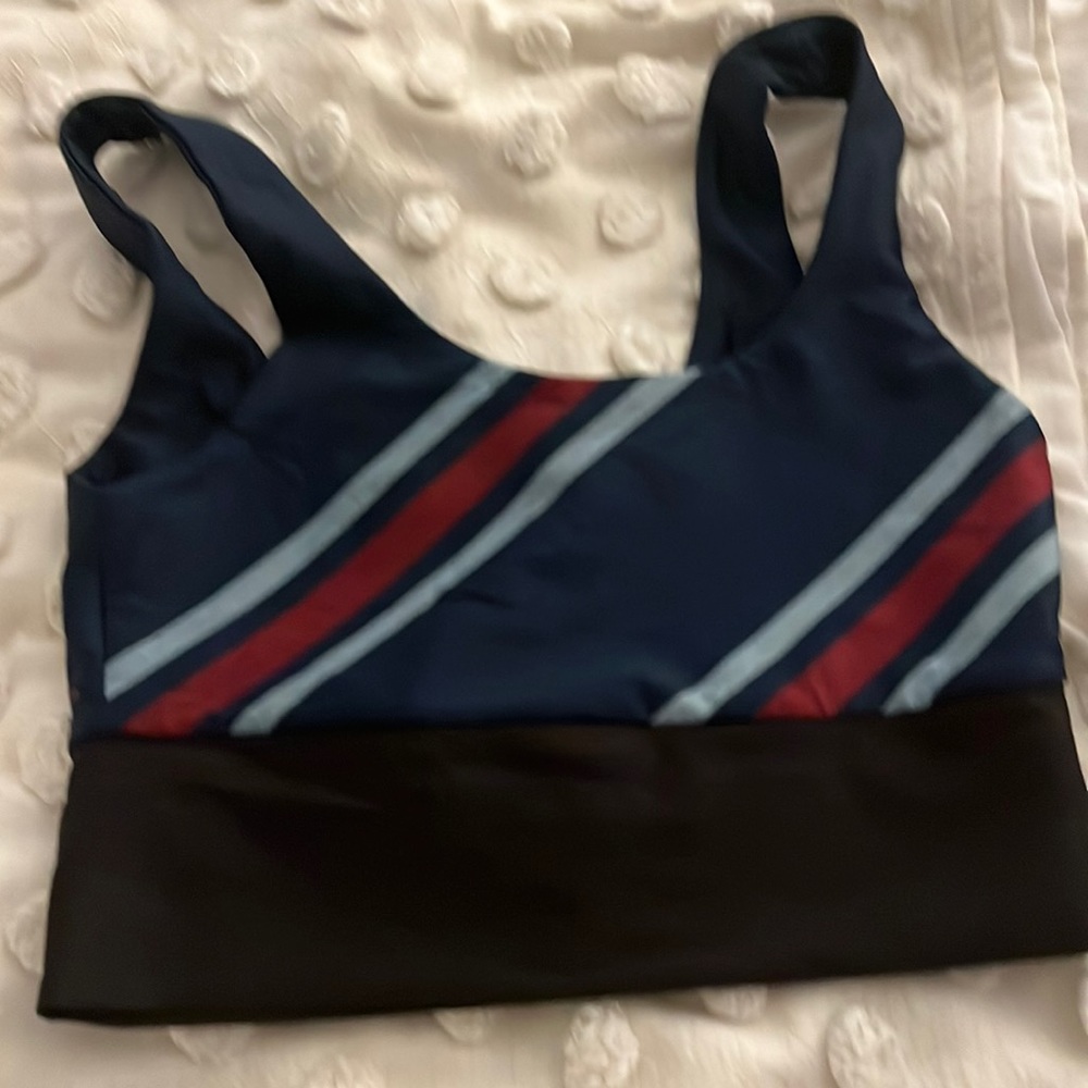 Soul cycle bra size small